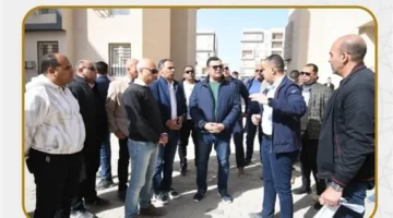 جولة تفقدية.. وزير الإسكان يتابع سير العمل بمركز المؤتمرات ومشروع سكن المصريين بالعلمين